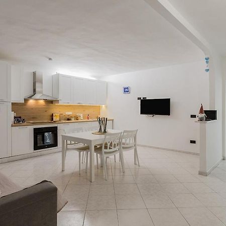 La Casa Di Nonno Roberto By Rentbeat Apartment Livorno Luaran gambar
