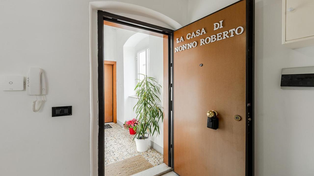 La Casa Di Nonno Roberto By Rentbeat Apartment Livorno Luaran gambar